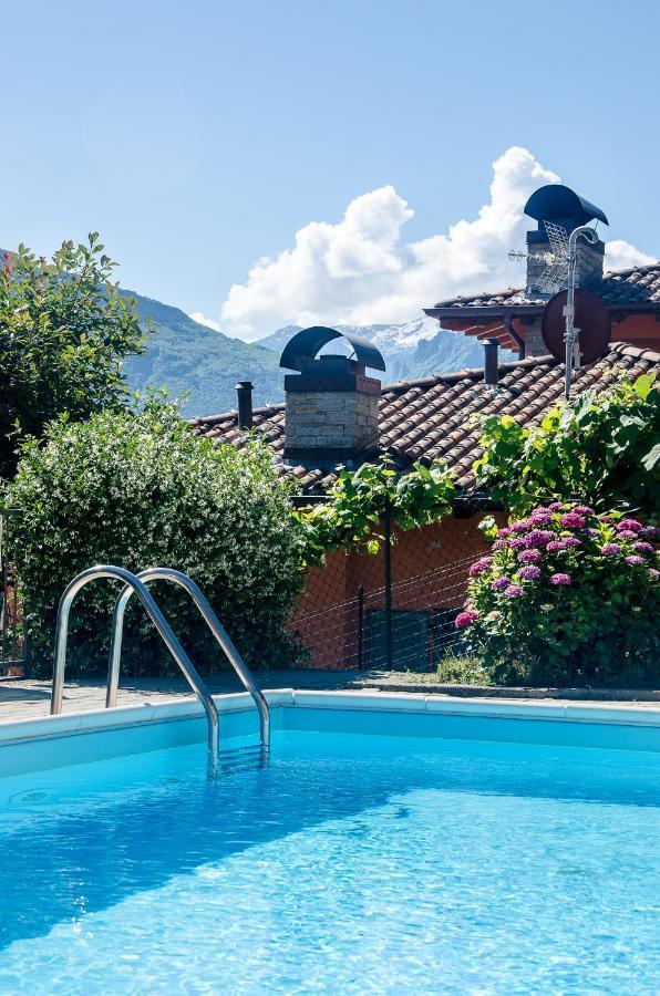 Anma Cottages The Secret Garden Pianello Del Lario Zewnętrze zdjęcie